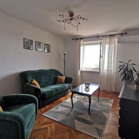 Holiday House Belavista Novi Vinodolski Bagian luar foto