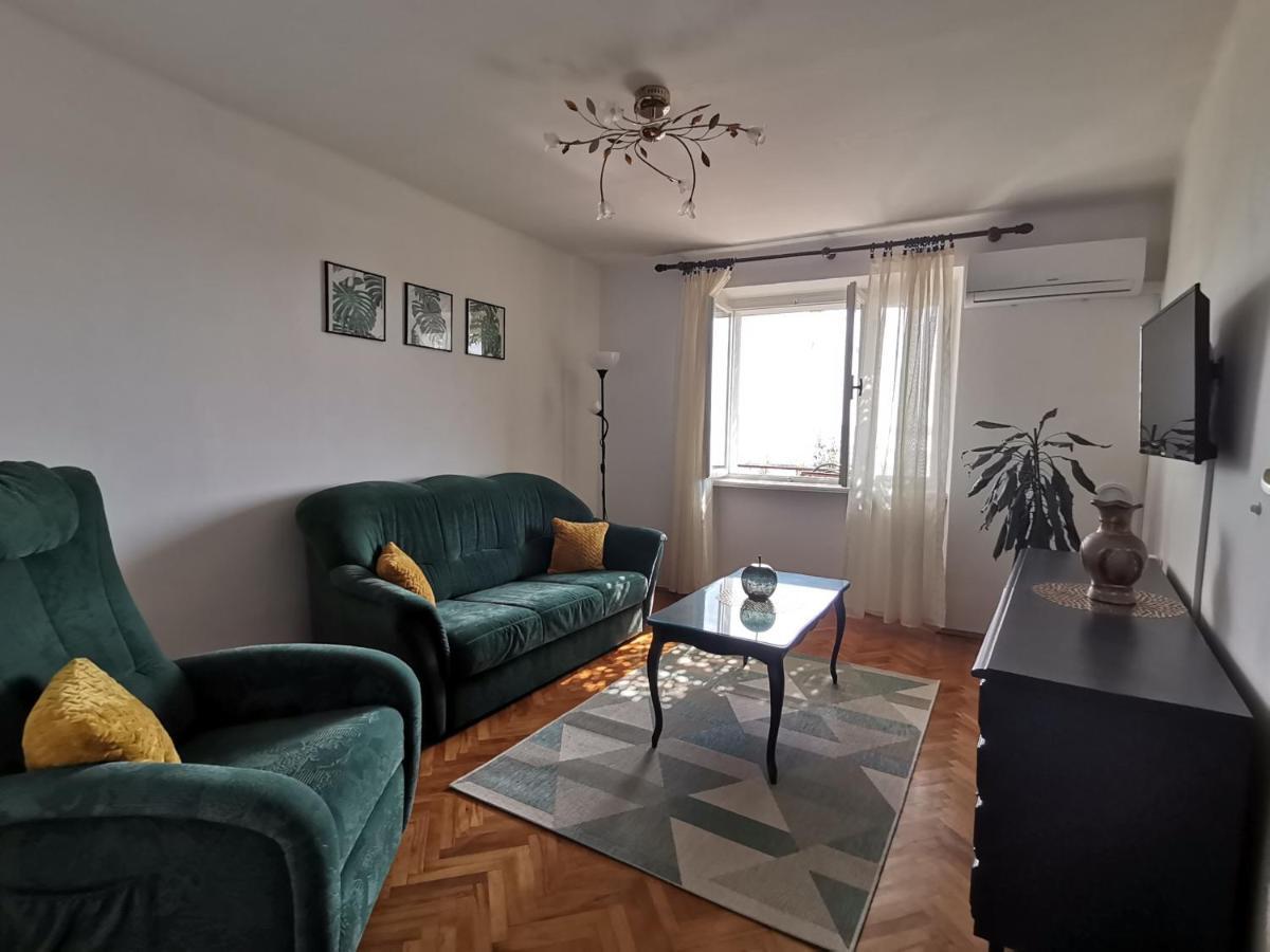 Holiday House Belavista Novi Vinodolski Bagian luar foto